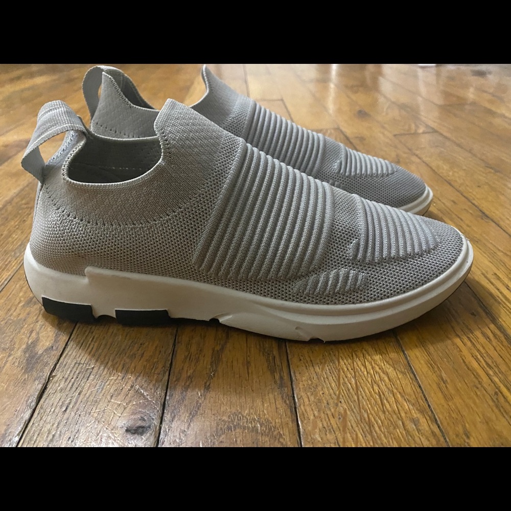 Walking shoes